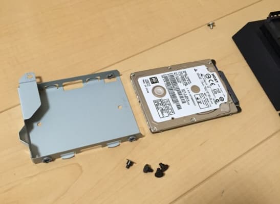 PS4から取り出したHDD